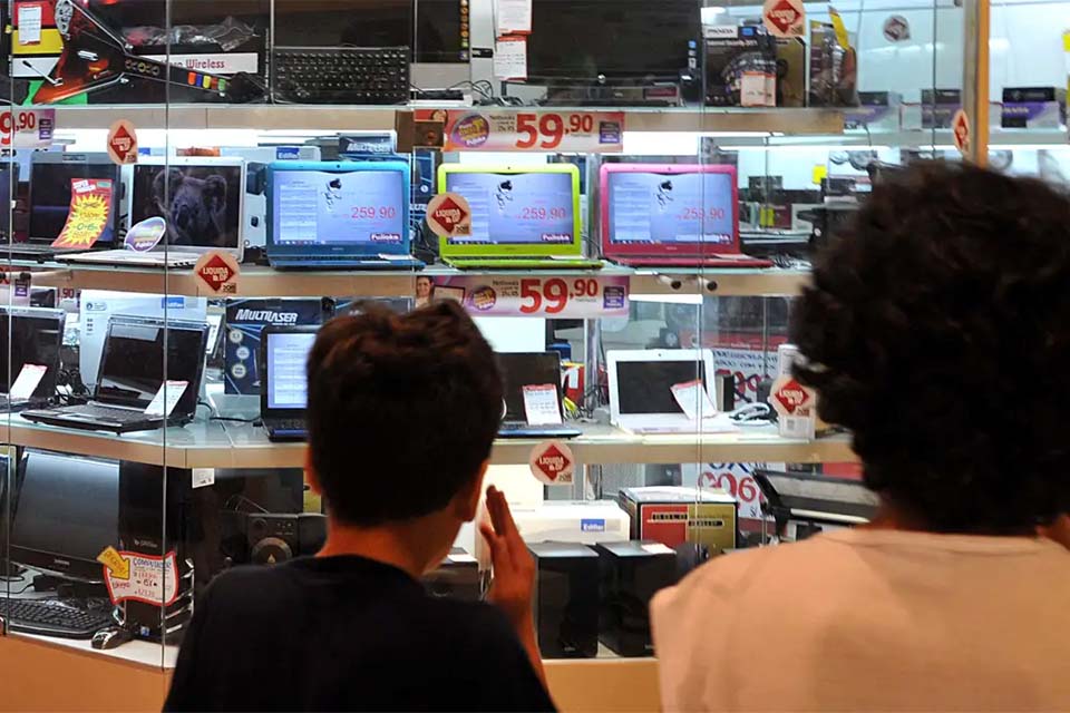 Com menos inflação, comércio espera recorde de vendas na Black Friday