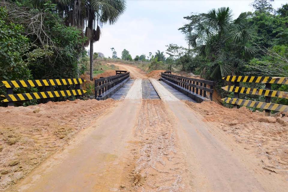 Prefeitura constrói três pontes novas para garantir trafegabilidade na área rural