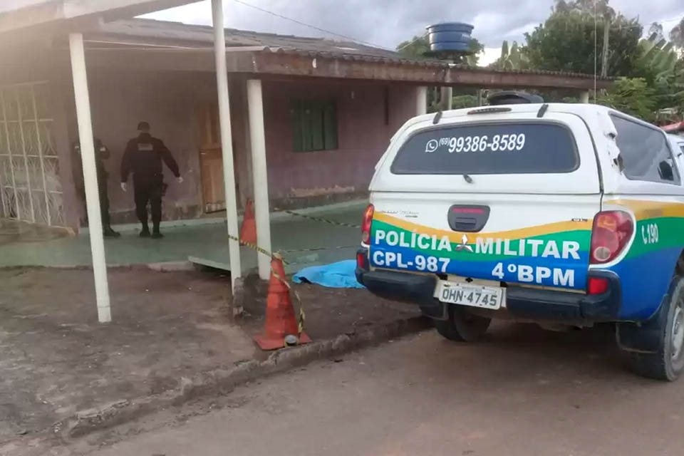  Homem é encontrado morto em frente ao posto de combustíveis