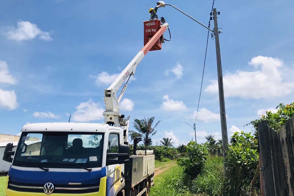 Prefeitura de Porto Velho trabalha em espaços públicos e comunidade rural