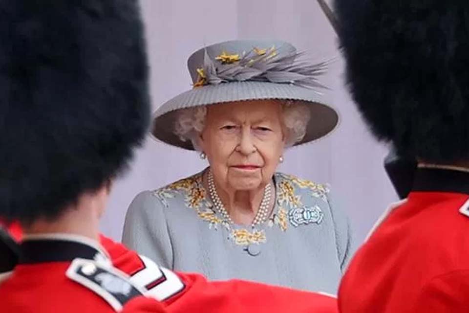 Rainha Elizabeth celebra aniversário de 96 anos