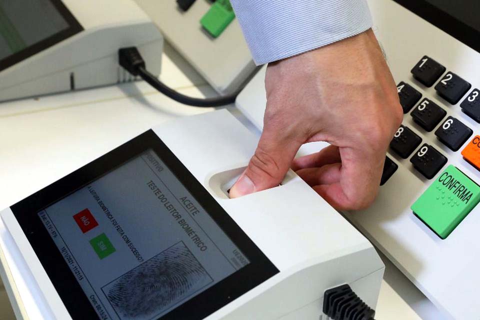 Cidades com eleitorado superior a 100 mil pessoas  se preparam para receber voto em trânsito