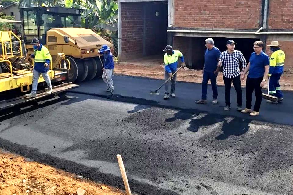 Prefeitura de Jaru vem realizando serviços de pavimentação asfáltica no distrito Tarilândia