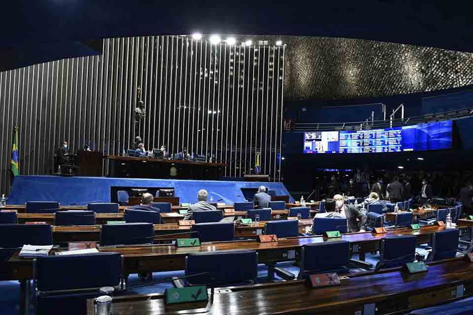 Senado aprova Sistema Nacional de Educação