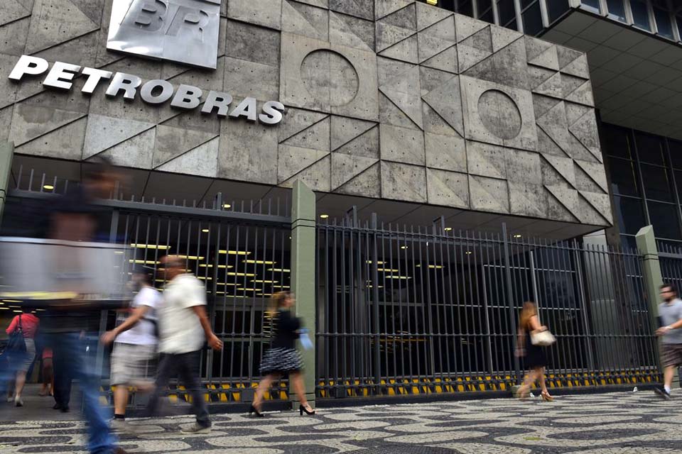 Covid-19: Petrobras prorroga teletrabalho até o fim do ano