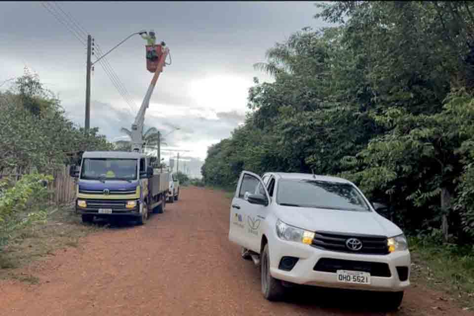 Pontos de luz em comunidades e distritos de Porto Velho passam por melhorias