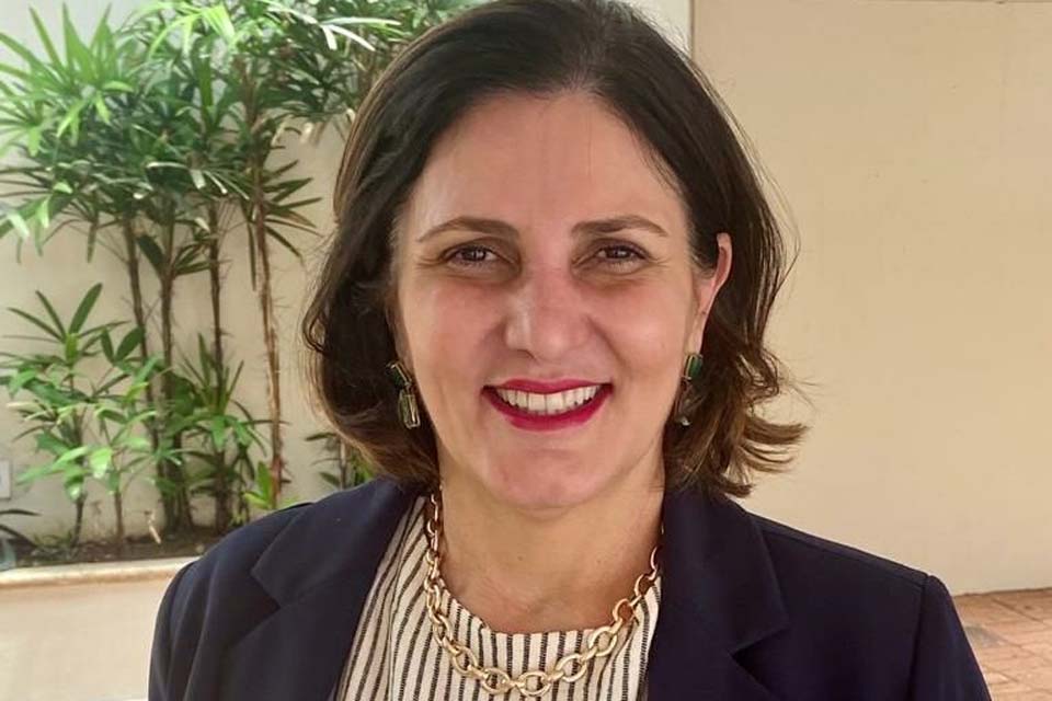 Versão da presidente do SINJUR, Gislaine Caldeira, e recebimento de apoio, sobre episódio ocorrido da Sede do Sindicato