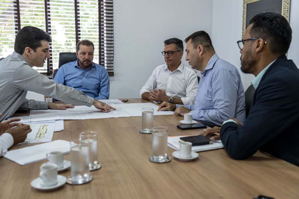 Líderes religiosos se reúnem com Prefeito de Porto Velho Hildon Chaves para apresentar projeto