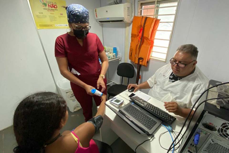 Mais de 8,7 mil procedimentos médicos são realizados em ação do Barco Hospital no Distrito Surpresa 