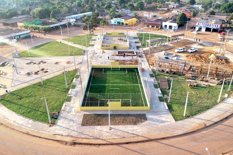 União Bandeirantes: Ponte sobre o rio Contra é reconstruída e entregue à população