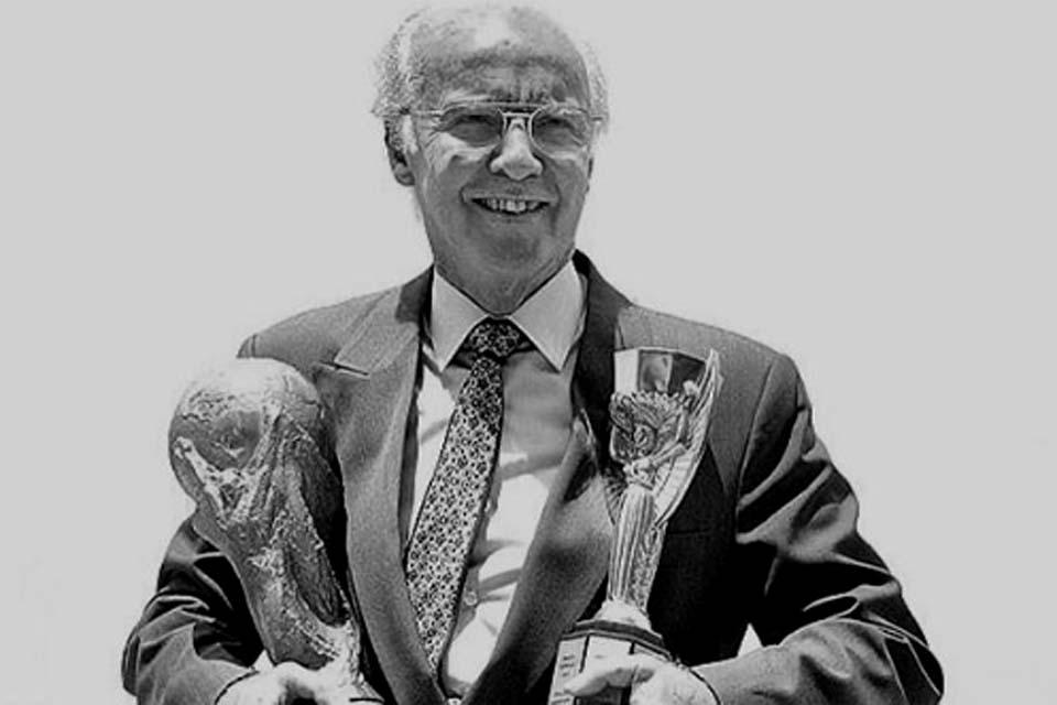 Morre Zagallo, o único tetracampeão mundial de futebol, aos 92 anos