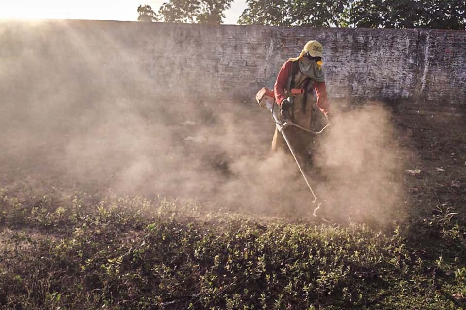 Prefeitura de Porto Velho atende mais dois distritos com mutirões de limpeza