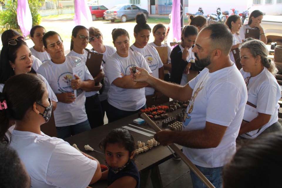 Saae realiza curso de treinamento básico para encanadoras