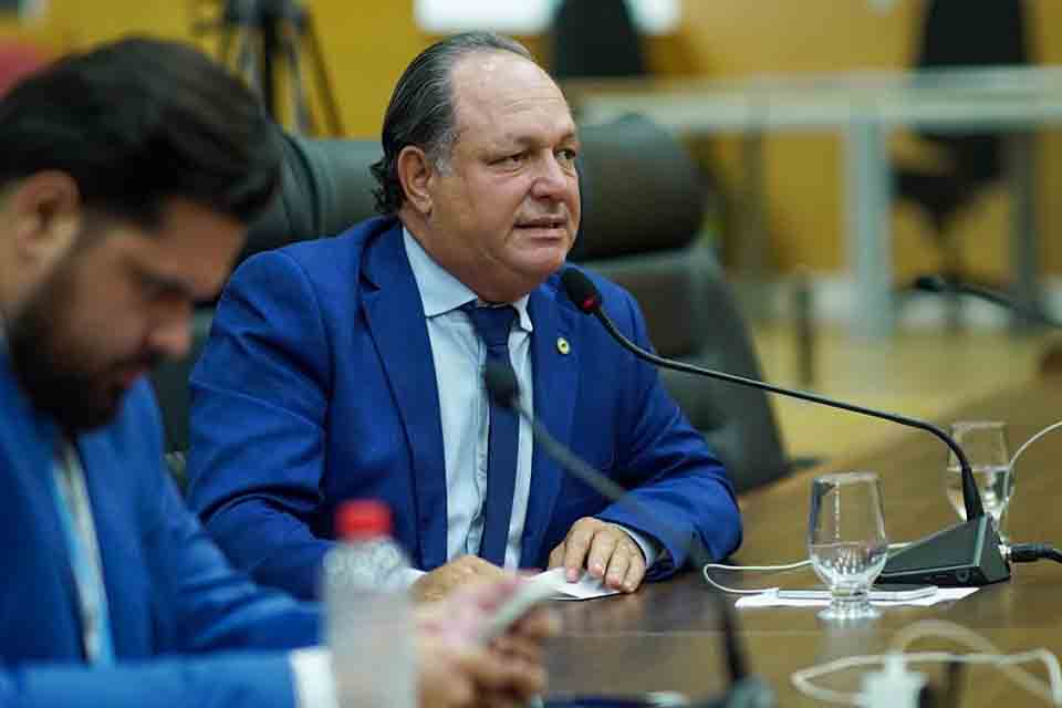 Deputado Pedro Fernandes celebra aprovação de projeto de lei para investimentos em infraestrutura e fortalecimento do setor produtivo de Rondônia