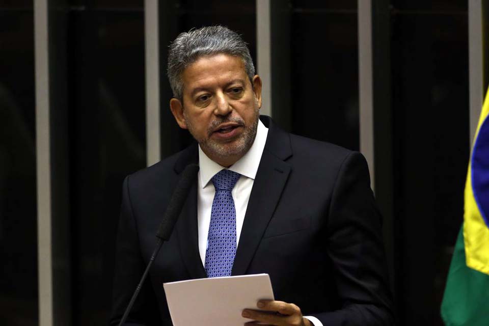 Arthur Lira é reeleito para presidência da Câmara dos Deputados