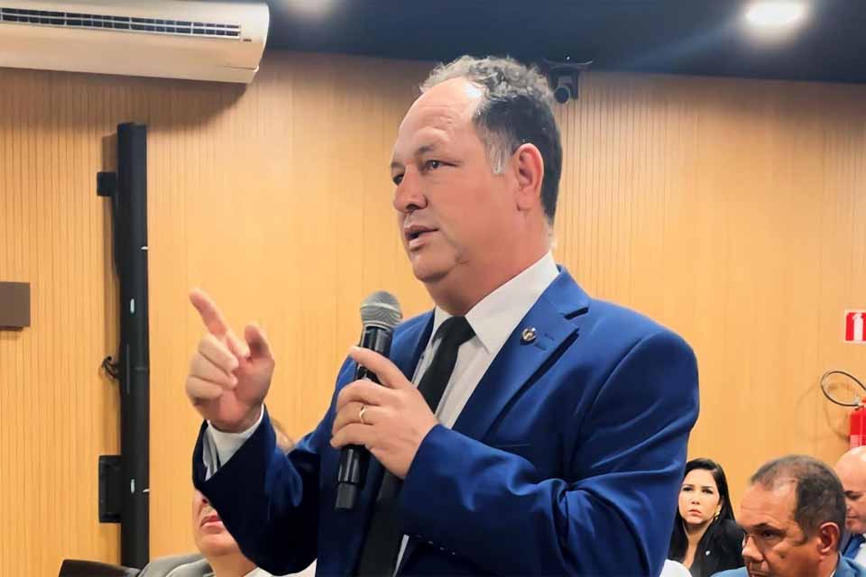 Deputado Pedro Fernandes debate soluções para embargos ambientais de Rondônia em Brasília