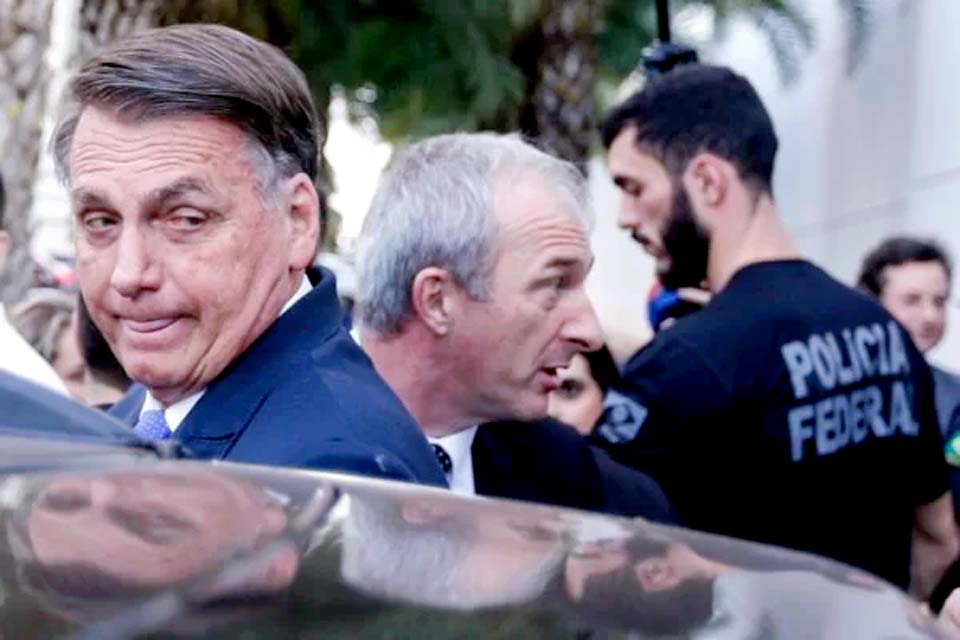 Documentos mostram que governo Bolsonaro escondeu dados da Covid