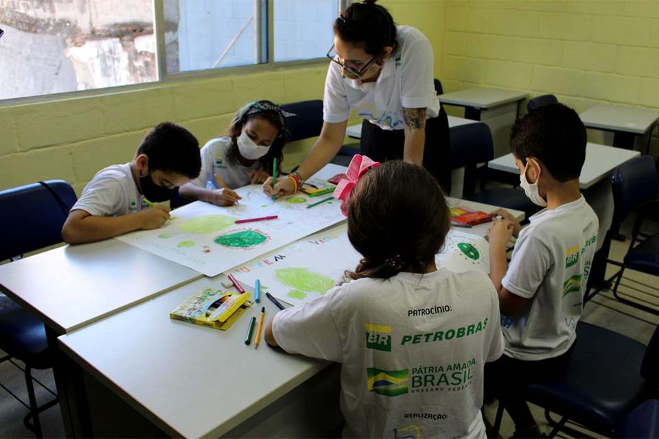 Transformação digital é desafio do MEC com volta de aulas presenciais