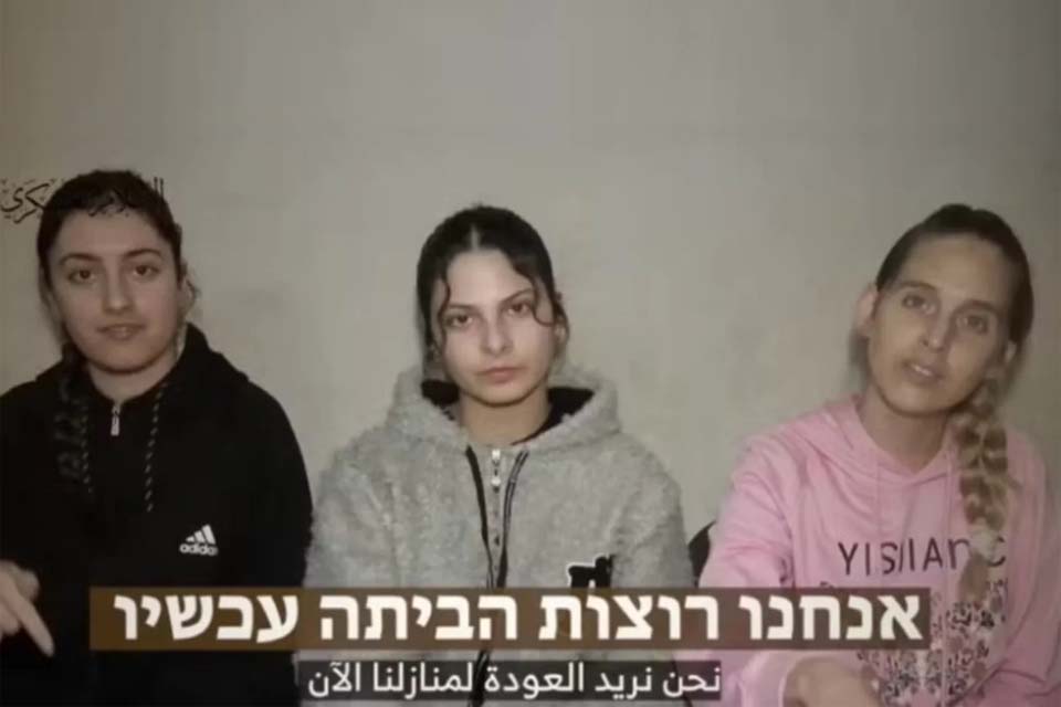 Hamas divulga vídeo de reféns israelenses: “Queremos voltar para casa”