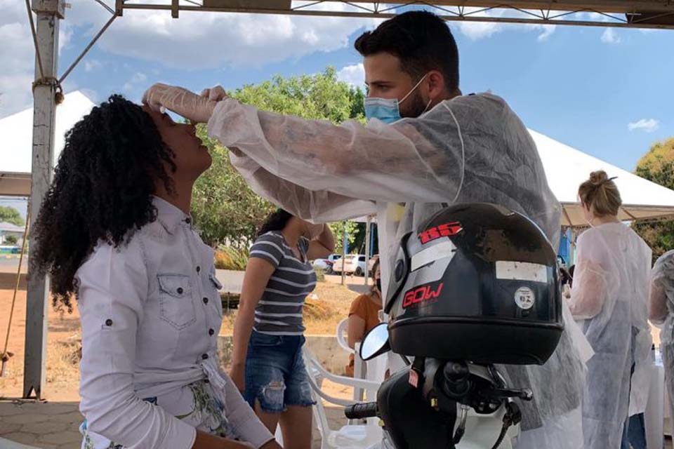 Município reforça combate ao avanço da covid-19 com a realização do drive-thru de testagem rápida