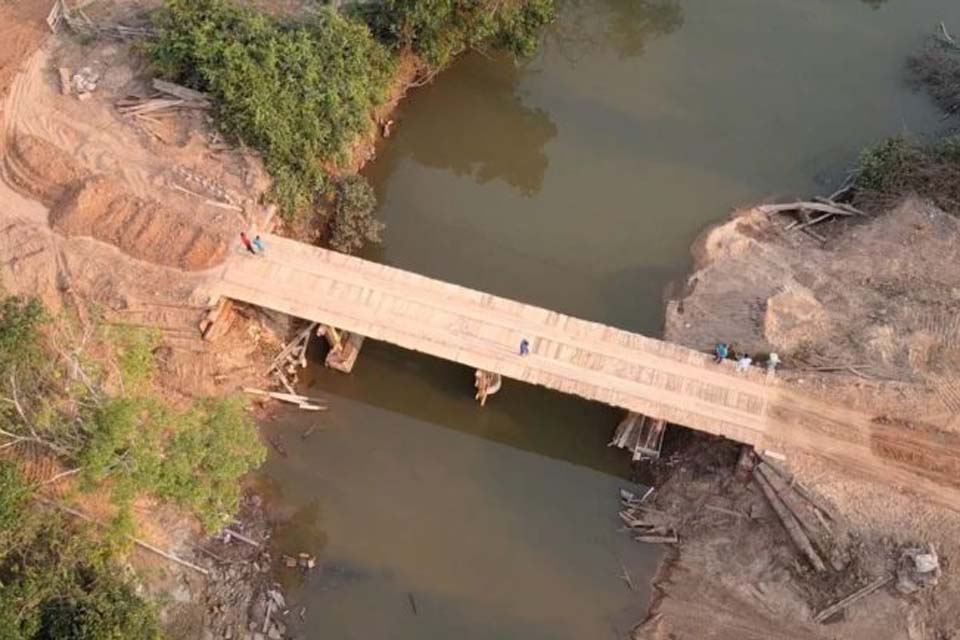 Concluída a reconstrução da ponte no travessão da linha 204 para 208 lado norte