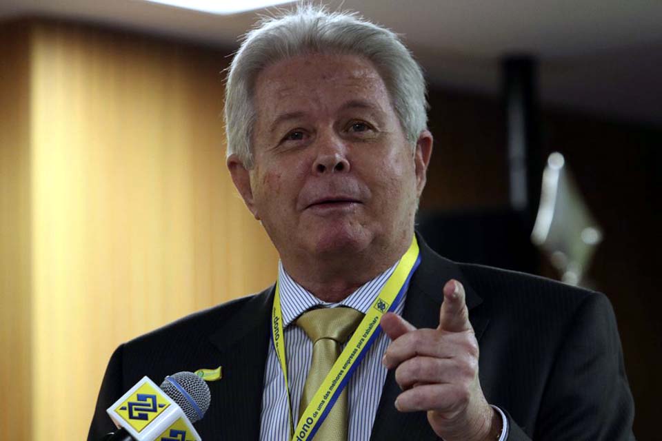 Presidente do Banco do Brasil pede demissão do cargo