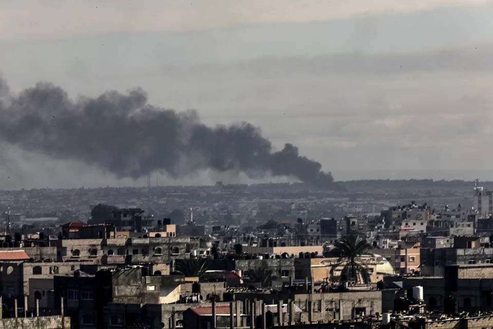 Tensão sobe no Oriente Médio e risco de propagação da guerra aumenta