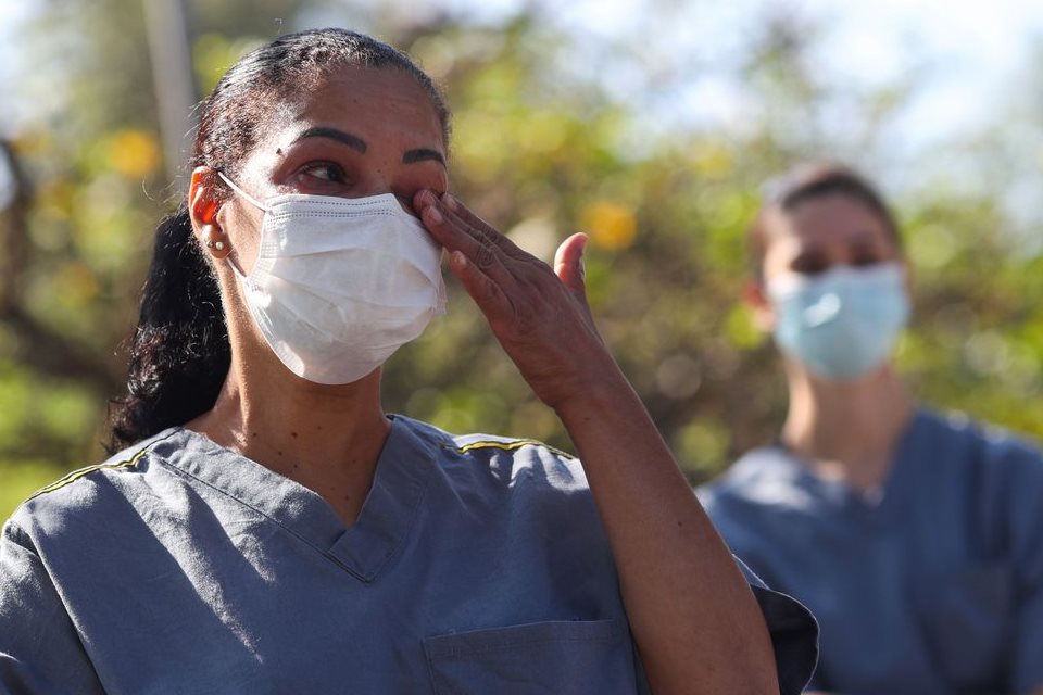 Começam a valer regras mais rígidas para conter covid-19 em Fortaleza