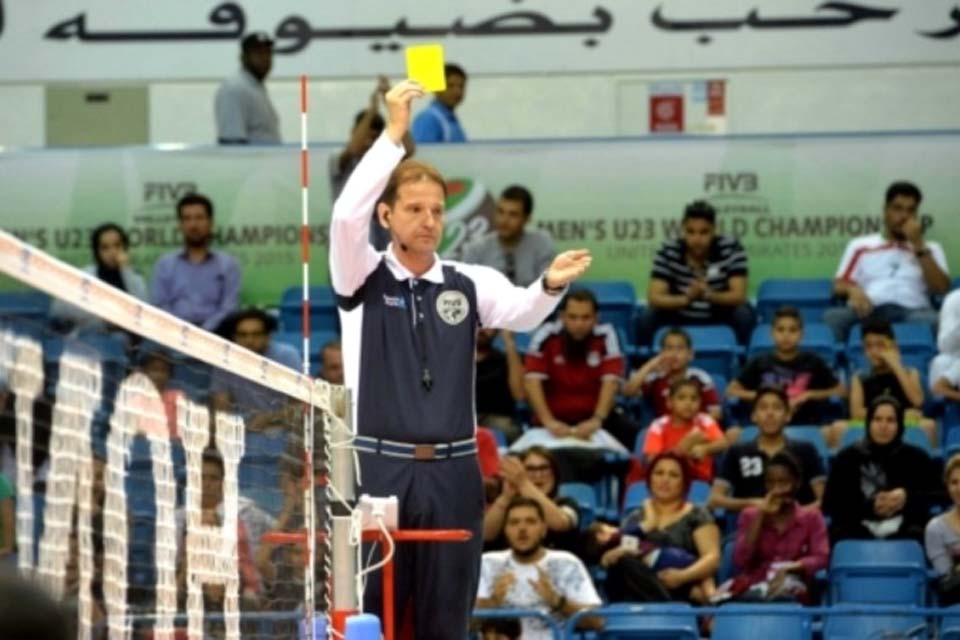 FRV realiza curso de formação de oficiais de arbitragem para voleibol indoor