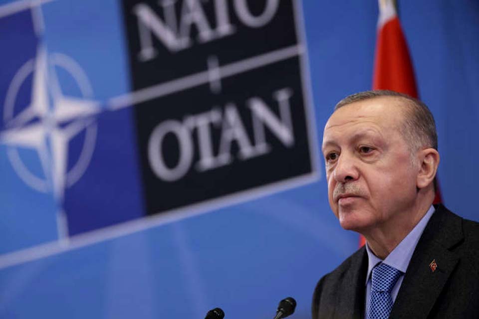 Turquia 'não dirá sim' à entrada da Suécia e Finlândia na Otan, diz Erdogan