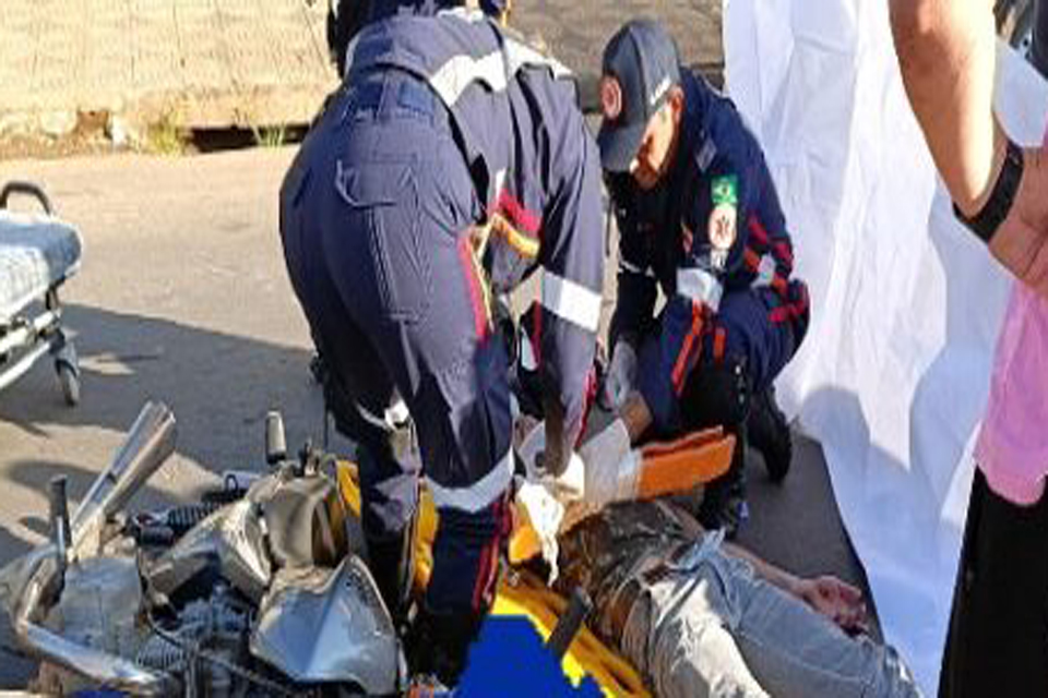 Motociclistas ficam feridos após colisão entre motos em Ji-Paraná