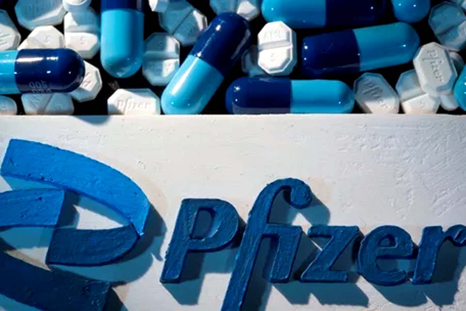 Pfizer diz que remédio reduziu risco de internação em quase 90%