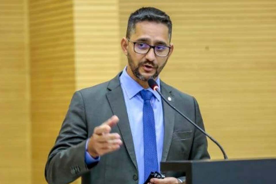 Deputado Anderson requer implantação de políticas de incentivos fiscais nas operações de vendas de produtos rurais para beneficiar agricultores