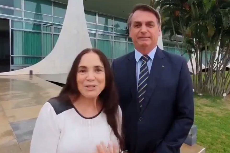 Regina Duarte deixa a Secretaria da Cultura para assumir a Cinemateca