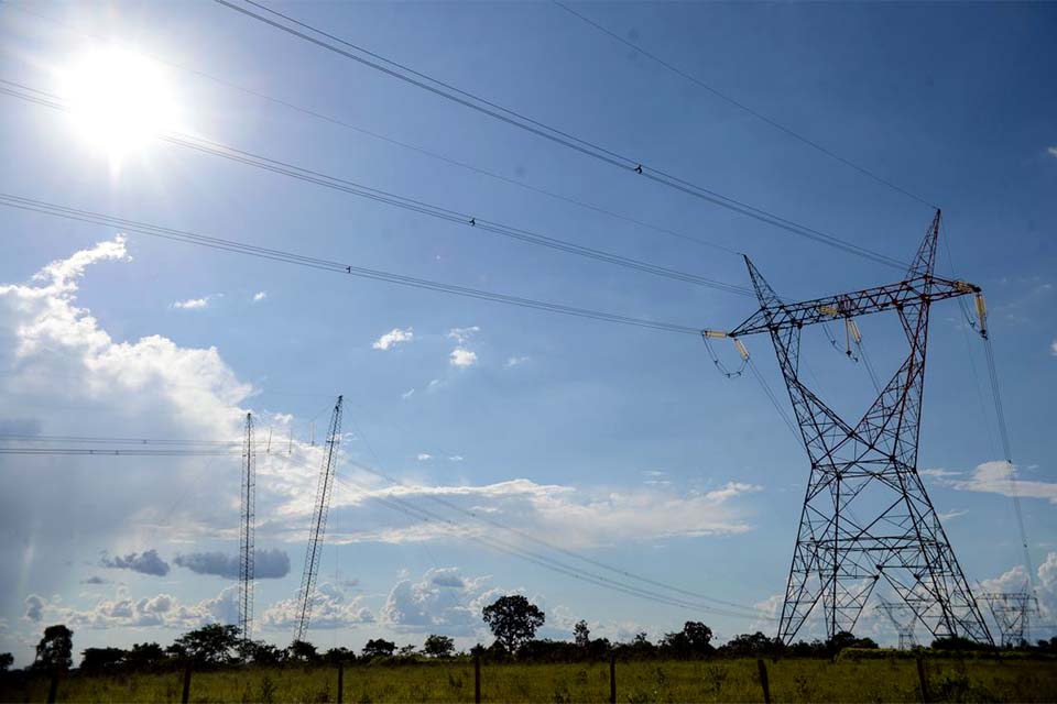 Agência Nacional de Energia reajusta valor da bandeira tarifária vermelha 2