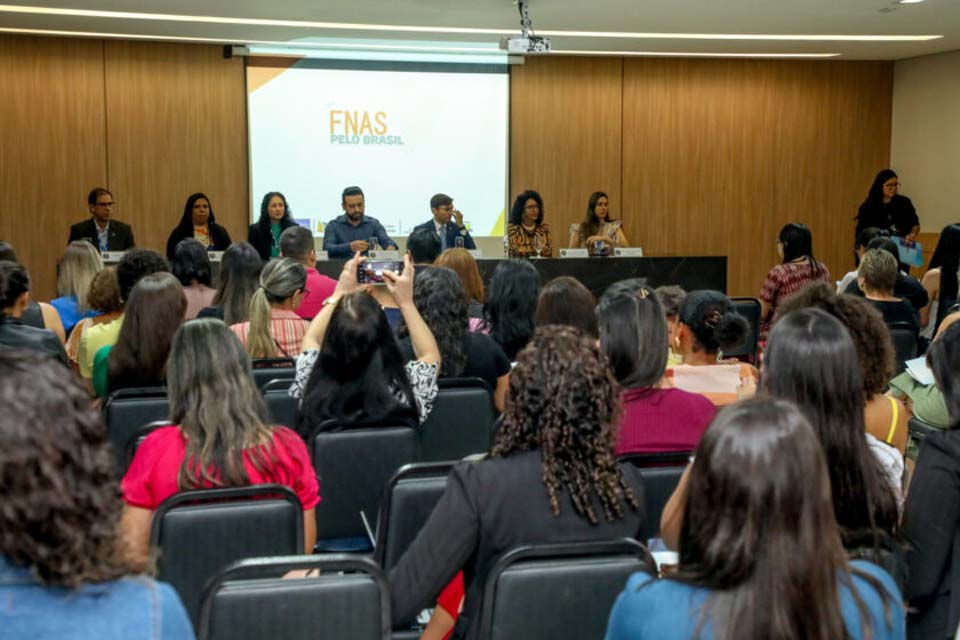 “FNAS pelo Brasil” debate controle da aplicação dos recursos públicos durante evento, em Rondônia