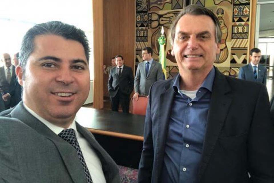 Senador de Rondônia critica Polícia Federal ao investigar presidente Jair Bolsonaro por milícias digitais a atos antidemocráticos