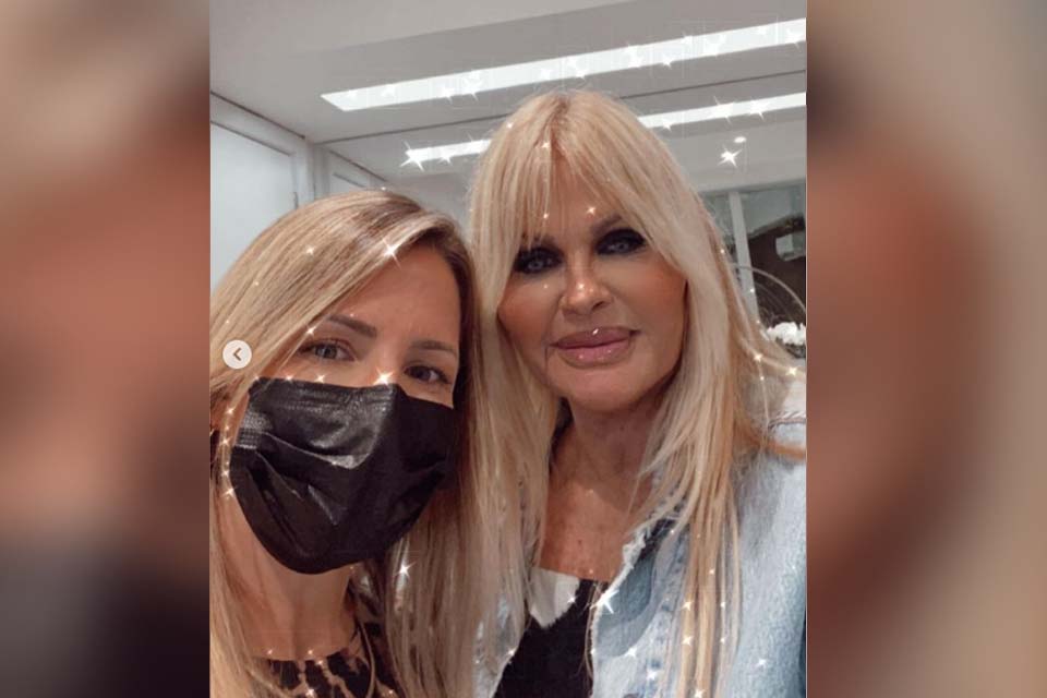 Monique Evans é criticada por uso exagerado de procedimentos faciais: 'Muito artificial'