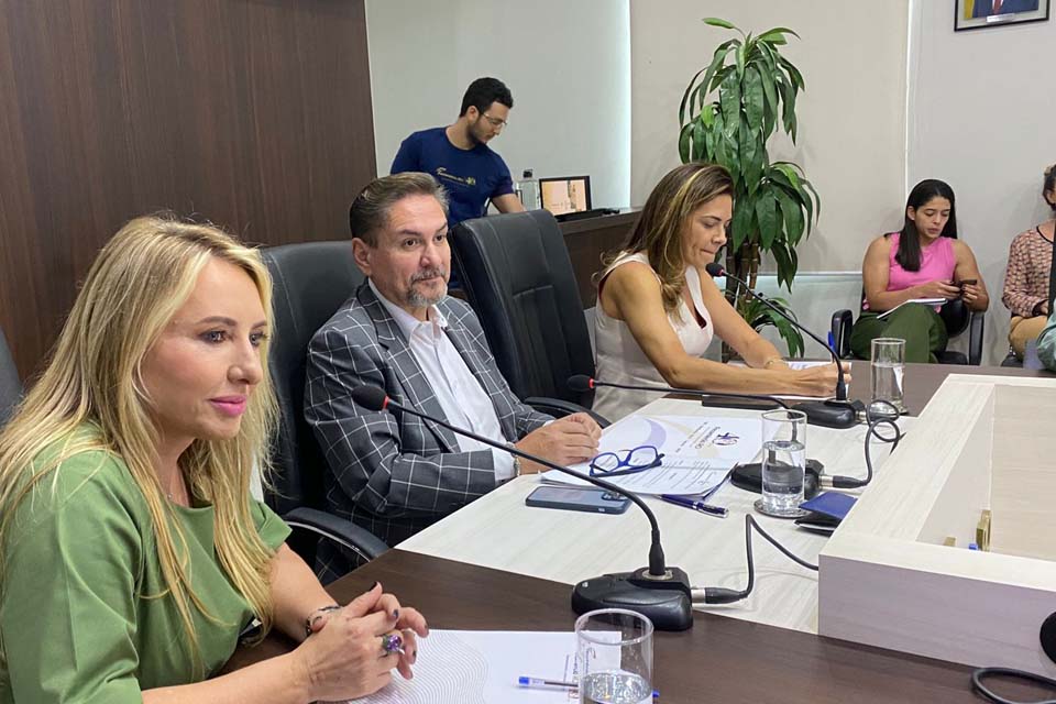 Deputada Ieda Chaves participa de reunião com grupo de dirigentes da Fecomércio-RO e projeta parcerias