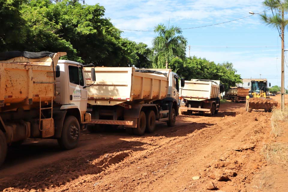 Megaoperação da Prefeitura avança em ruas e avenidas não pavimentadas