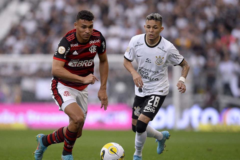 Corinthians x Flamengo abre quartas da Copa Libertadores nesta terça