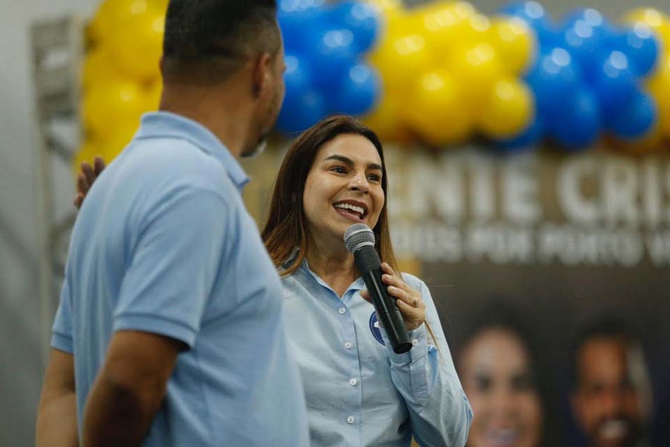 Mariana Carvalho quer creches atendendo à noite, para que as mães possam estudar 