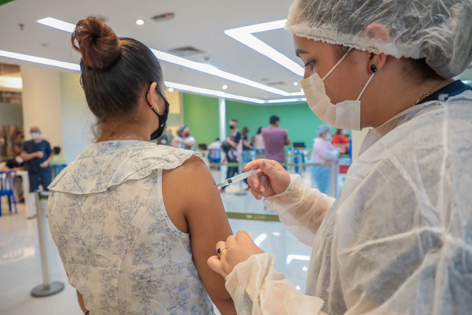 Vacinação contra a covid-19 no Porto Velho Shopping será em nova sala