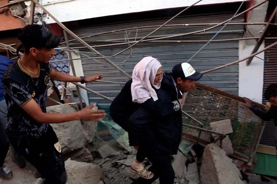 Passa de mil o número de mortos no Marrocos após terremoto devastador