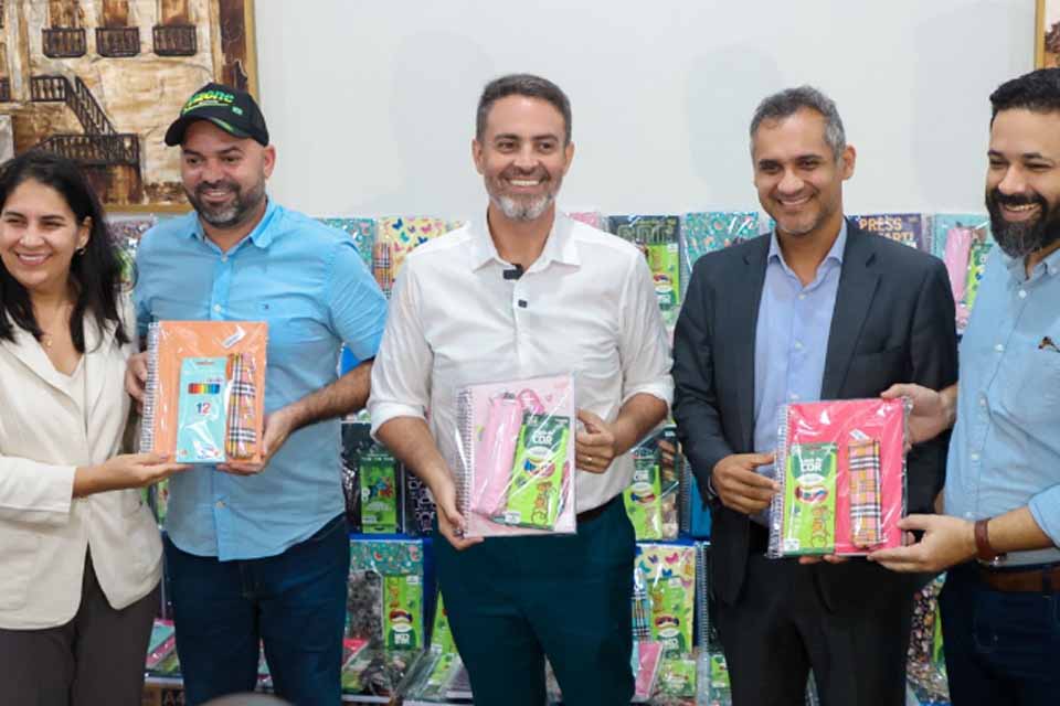 Prefeitura de Porto Velho recebe kits escolares doados pelo MPRO