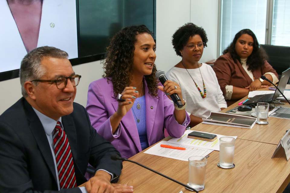 Programa dará apoio a mulheres negras e parentes vítimas de violência