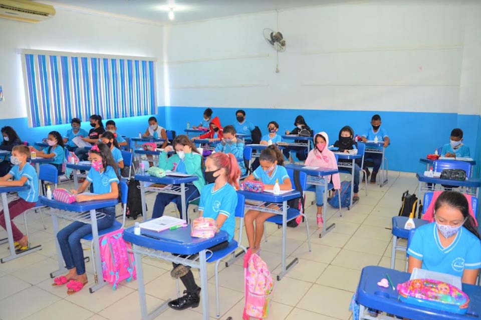 Prefeitura inicia ano letivo da rede municipal de ensino; 8.789 crianças retornam às salas de aula