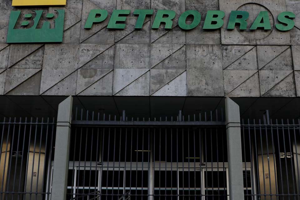 Petrobras cria programa para atender famílias em vulnerabilidade