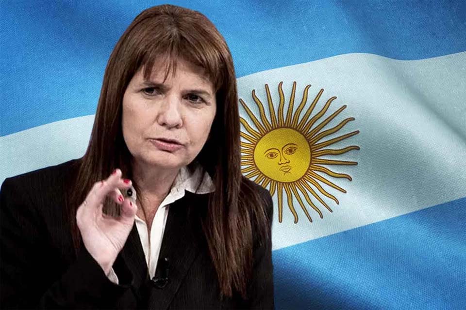 Argentina: Patricia Bullrich, derrotada no 1º turno, apoiará Milei