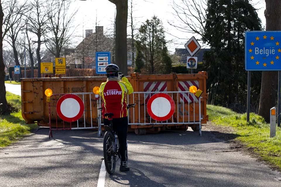 Holanda impõe restrições à venda de bebida alcoólica para conter 2ª onda do coronavírus